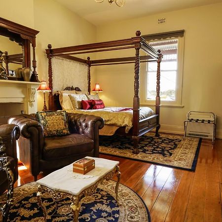 Bairnsdale Bed And Breakfast ภายนอก รูปภาพ