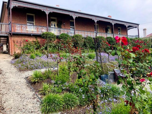 Bairnsdale Bed And Breakfast ภายนอก รูปภาพ